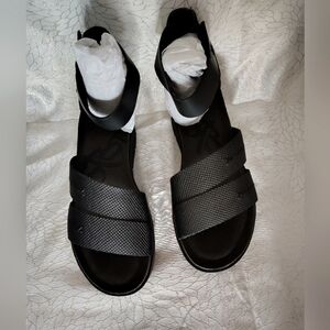 OTBT montauk sandals